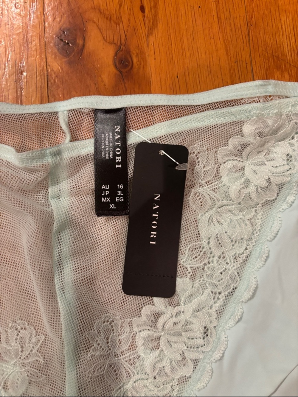 Natori Lace-Panel Bikini Briefs in Light Mint New XL - Picture 2 of 3